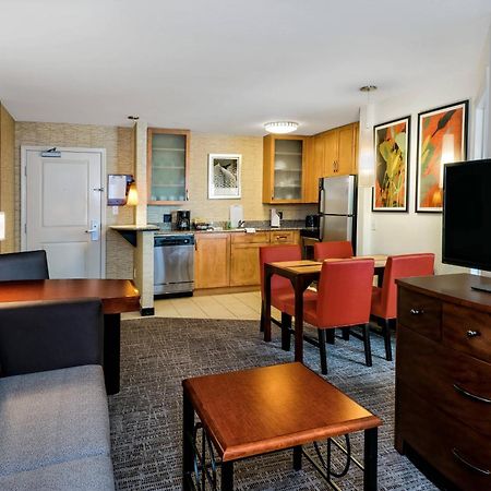 Residence Inn By Marriott San Antonio Seaworld / Lackland מראה חיצוני תמונה