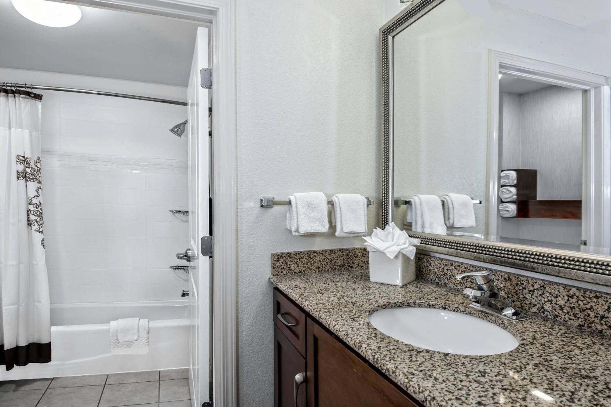 Residence Inn By Marriott San Antonio Seaworld / Lackland מראה חיצוני תמונה